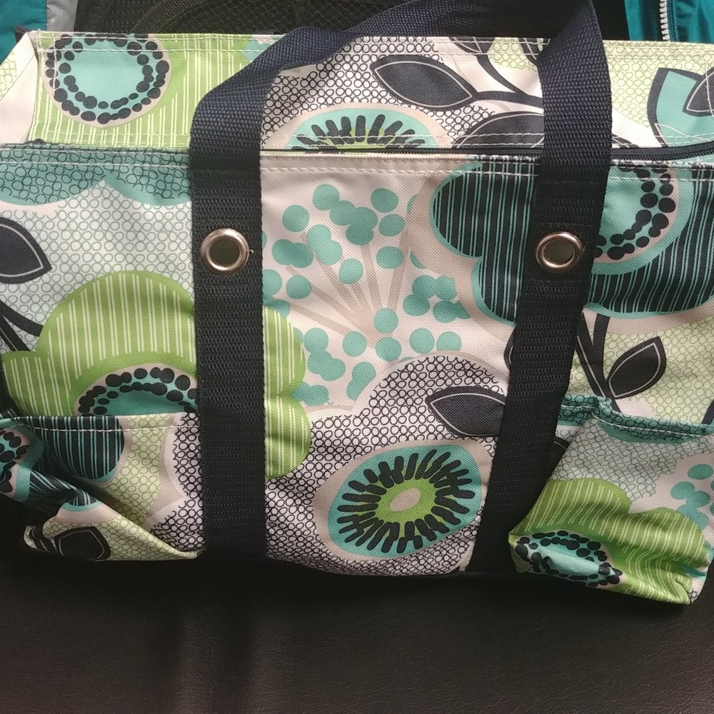 Thirty one zip top organizing utility tote